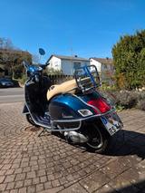 Vespa GTS Super 300 - VESPA 300 GTS