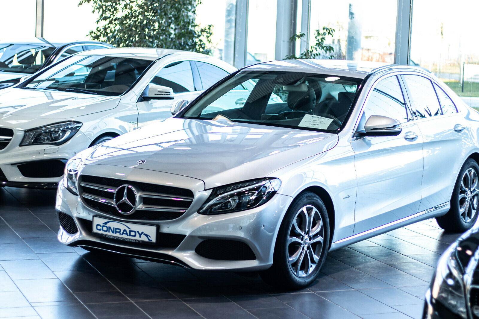 showroom-image-top