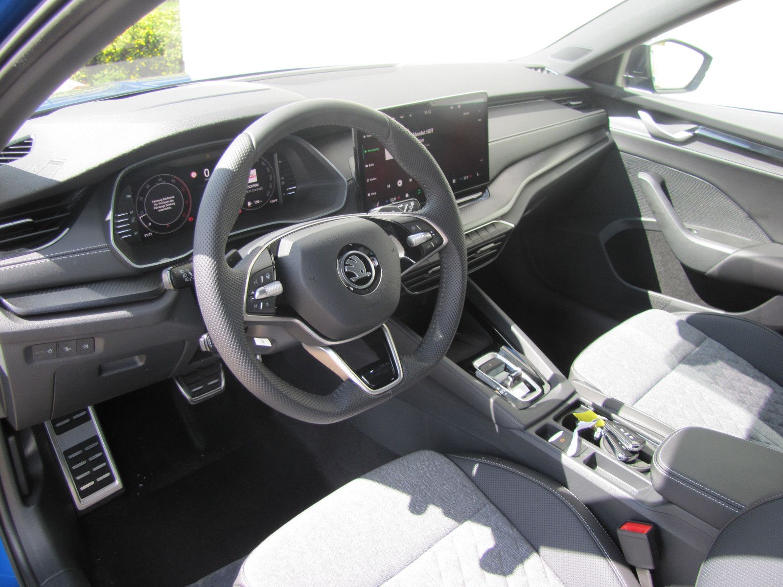 Fahrzeugabbildung SKODA Octavia Combi Sportline 2.0 TDI 150PS DSG