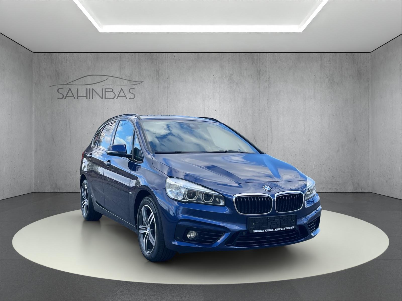 BMW 220 d Active Tourer Sport Line LED*Navigation*