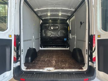 Ford Transit - 10