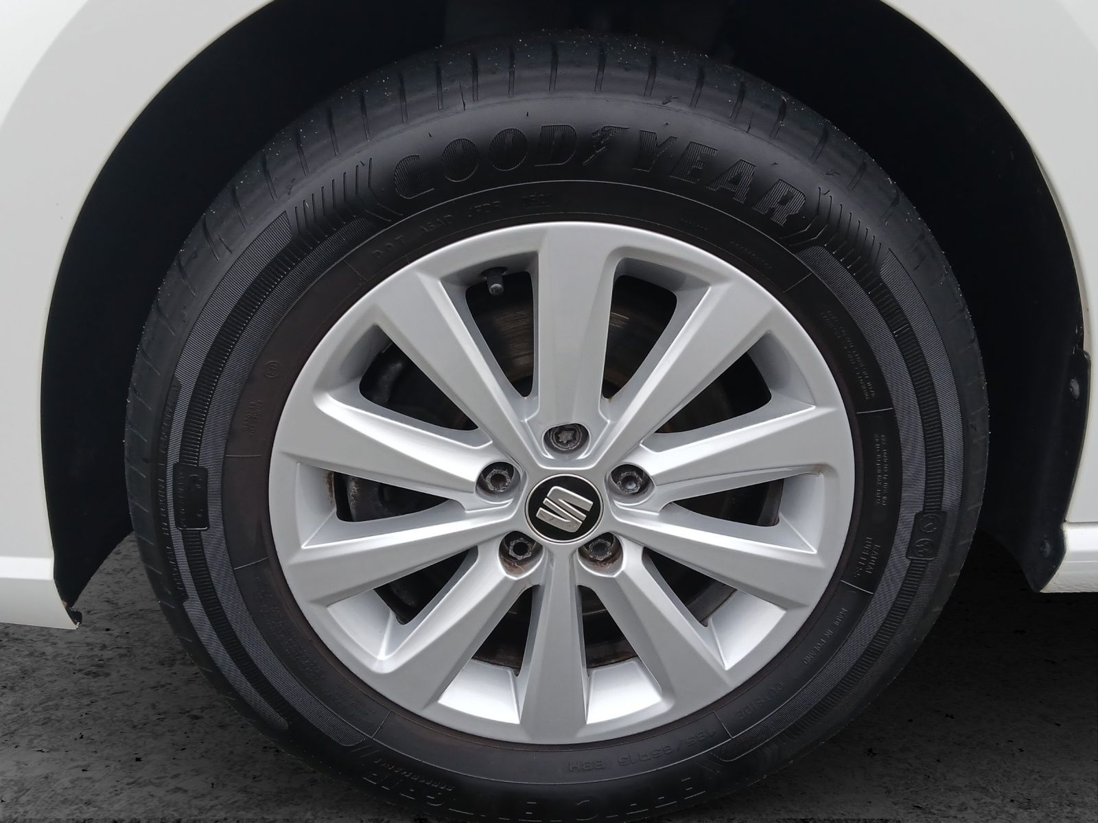 Fahrzeugabbildung SEAT Ibiza TSI DG Style Beats RFK Fast-Lane Climatron