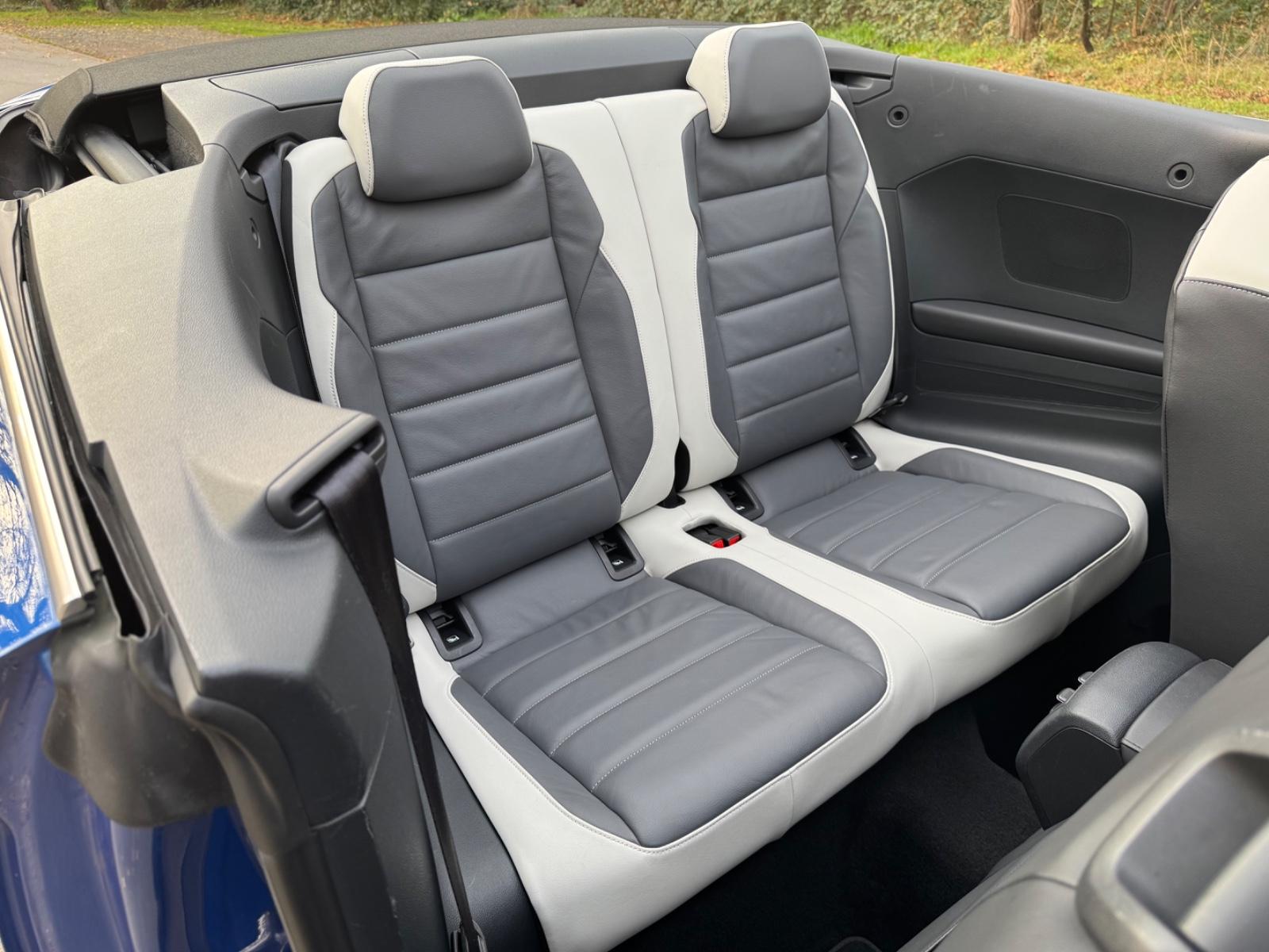 Volkswagen T-Roc Cabriolet Style Super Optik Automatik, миниатюра 20