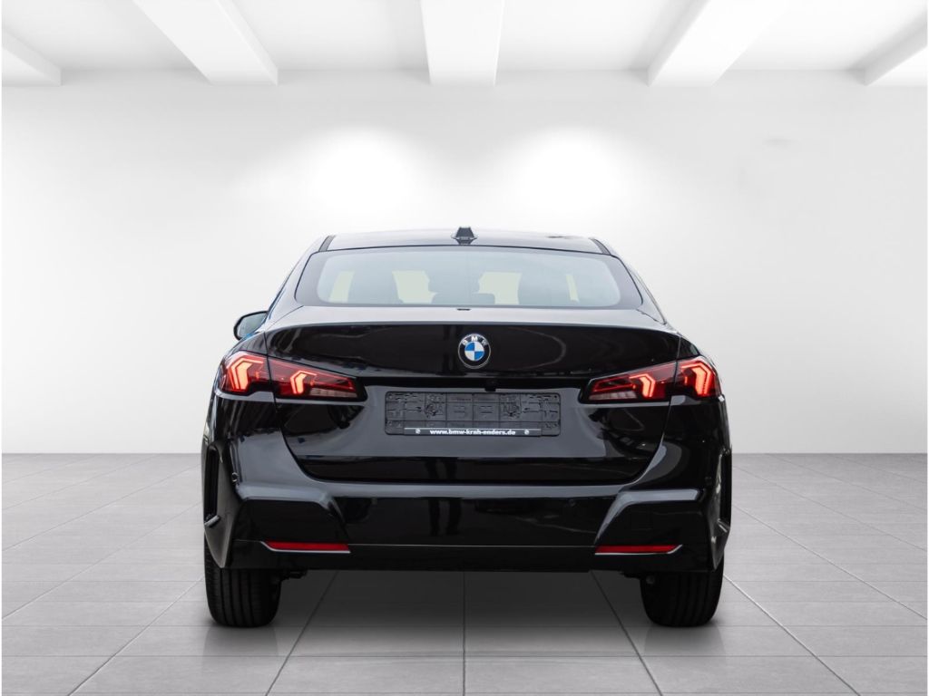 BMW 216 - Bild 5