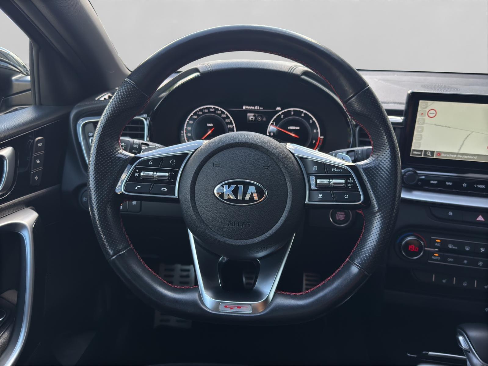 Kia CEED 1.6T GT PANO-DACH+TEIL-LEDER+NAVI+LED-LICHT
