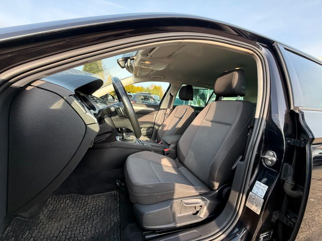 VW Passat Variant