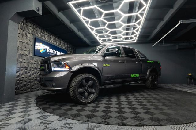Dodge RAM 5.7 V8 HEMI 4x4 OFFROAD Night-Paket LONGBED