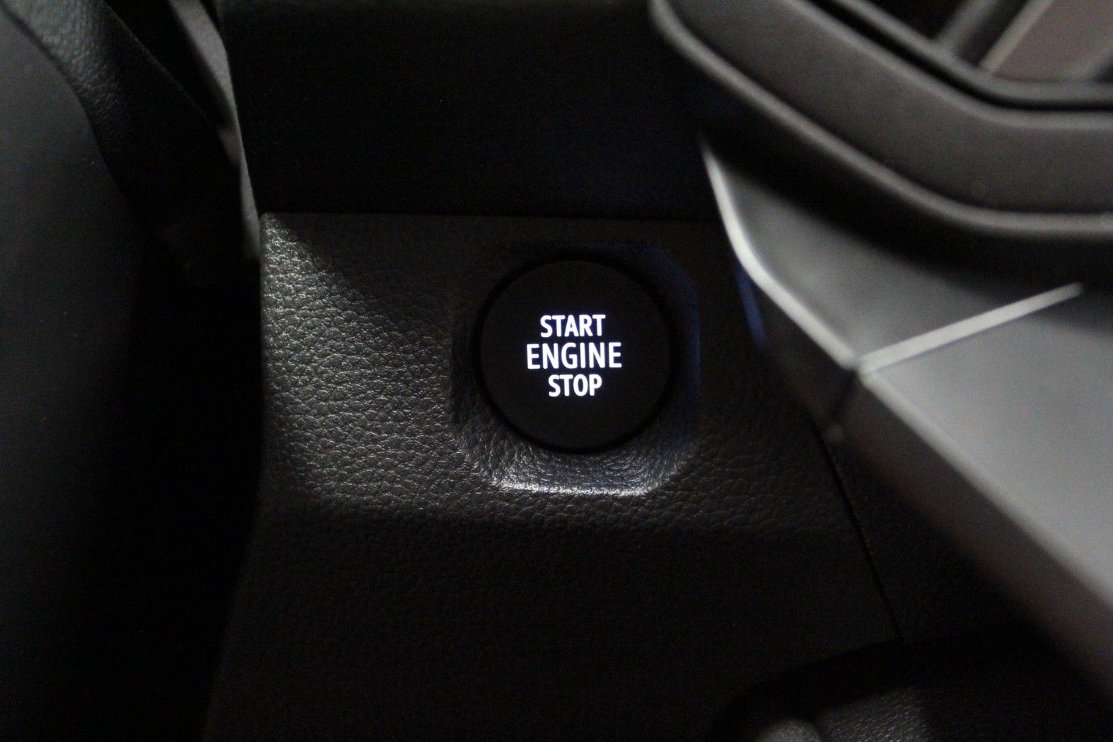 Fahrzeugabbildung Dacia Bigster hybrid 155 Journey Winter- & City-Paket