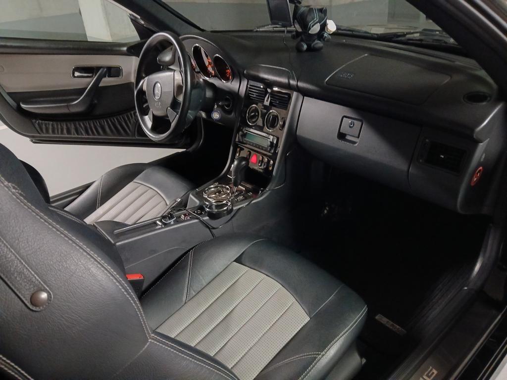 Mercedes-Benz SLK 32 AMG