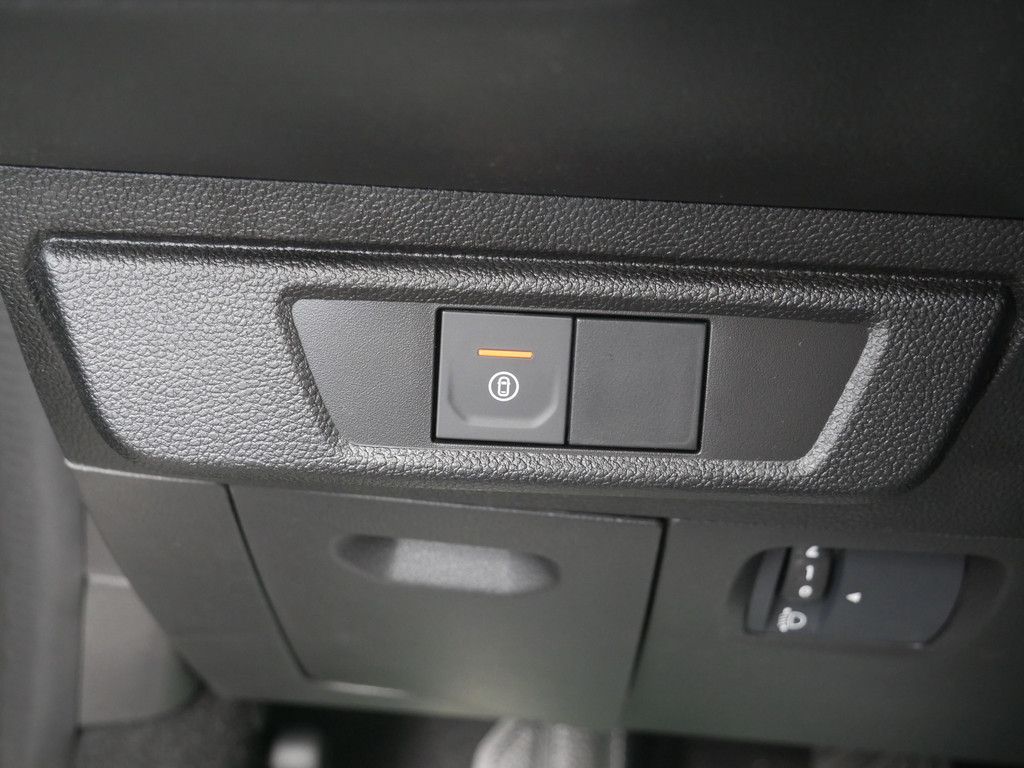 Fahrzeugabbildung Dacia Sandero Expression TCe 100