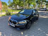 BMW 118i Limousine  Advantage*Head Up*Lichtpaket*SHZ - BMW 118 Gebrauchtwagen in München