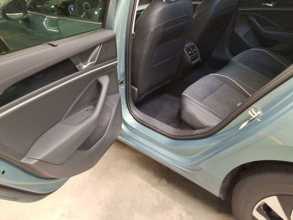 Volkswagen Passat Variant - Bild 6