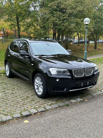 BMW X3 xDrive30d -M-Paket, AHK, PANO, SHZ, NAVI