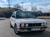 BMW E28 525eta 2.7 6R 122 PS TÜV 27 - BMW 525 aus 1986