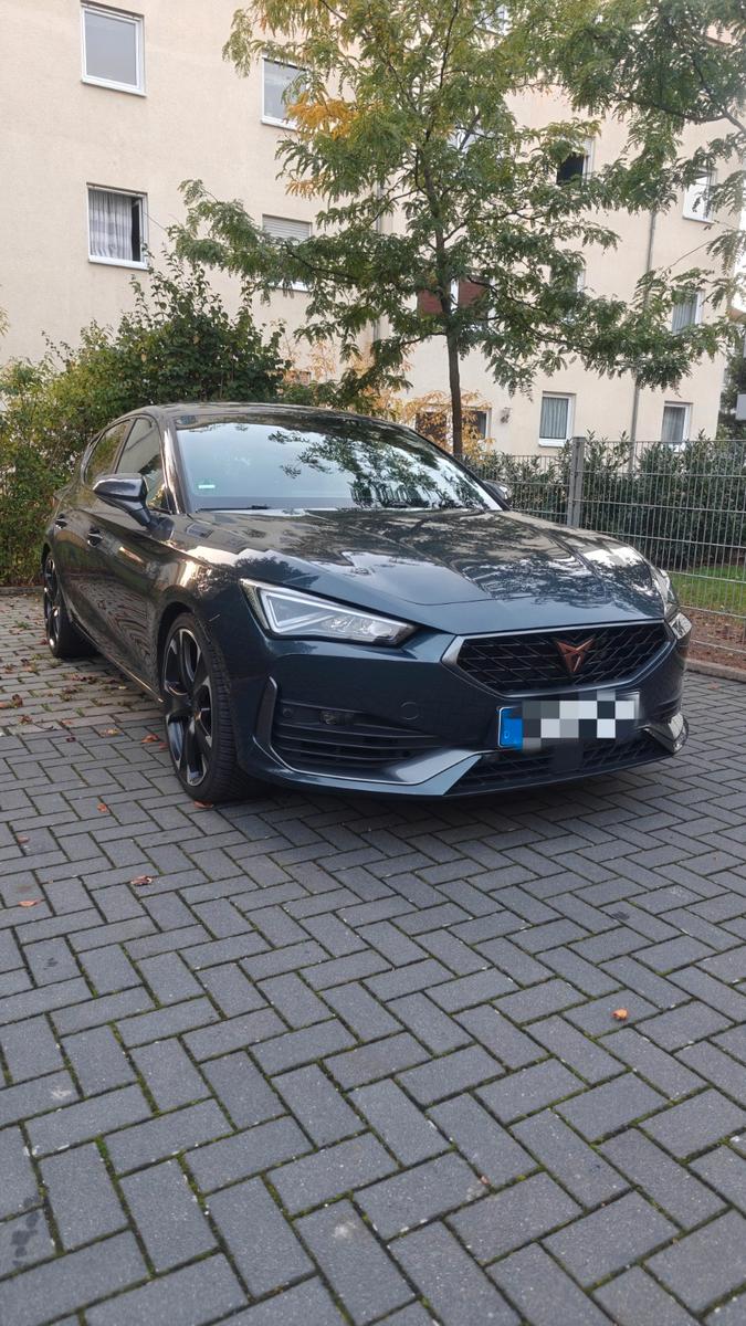Cupra Leon 2.0 TSI 221kW VZ DSG VZ