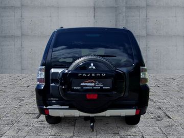 Mitsubishi Pajero 3.2 DI-D Edition 30 (200PS) AllradAHK