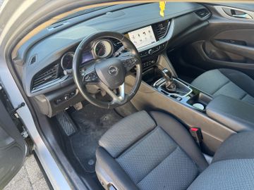 Opel Insignia - 11