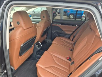 Skoda Enyaq 80 x ecoSuite PANO Kamera Voll