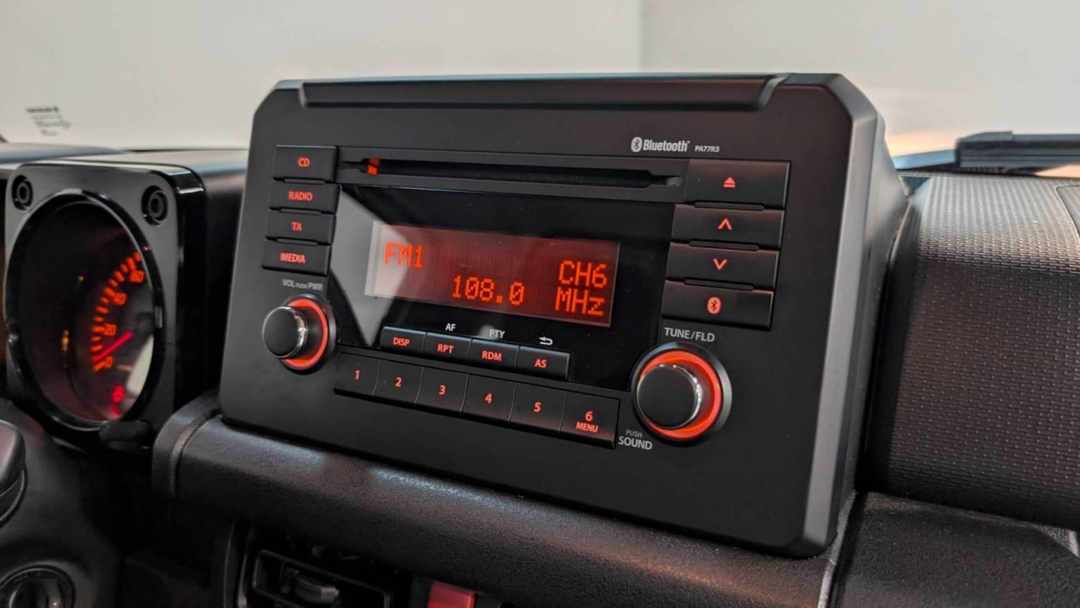 Suzuki Jimny 1,5 NFZ Comfort/WKR/SHZ/KLIMA/AHK/, миниатюра 11