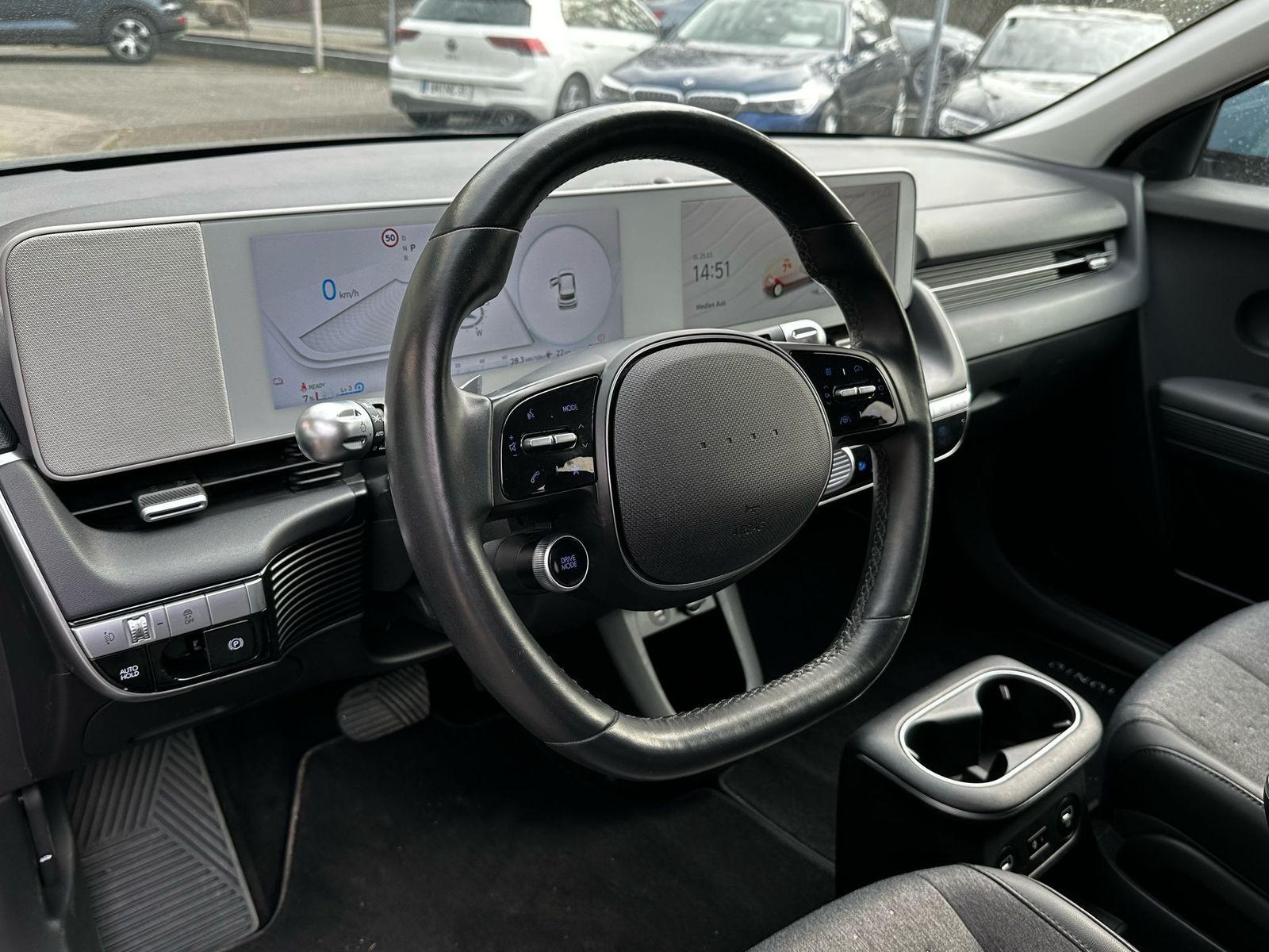 Fahrzeugabbildung Hyundai Ioniq 5 Techniq 4WD NAVI+LED+SHZ+KAMERA+ACC+WP+