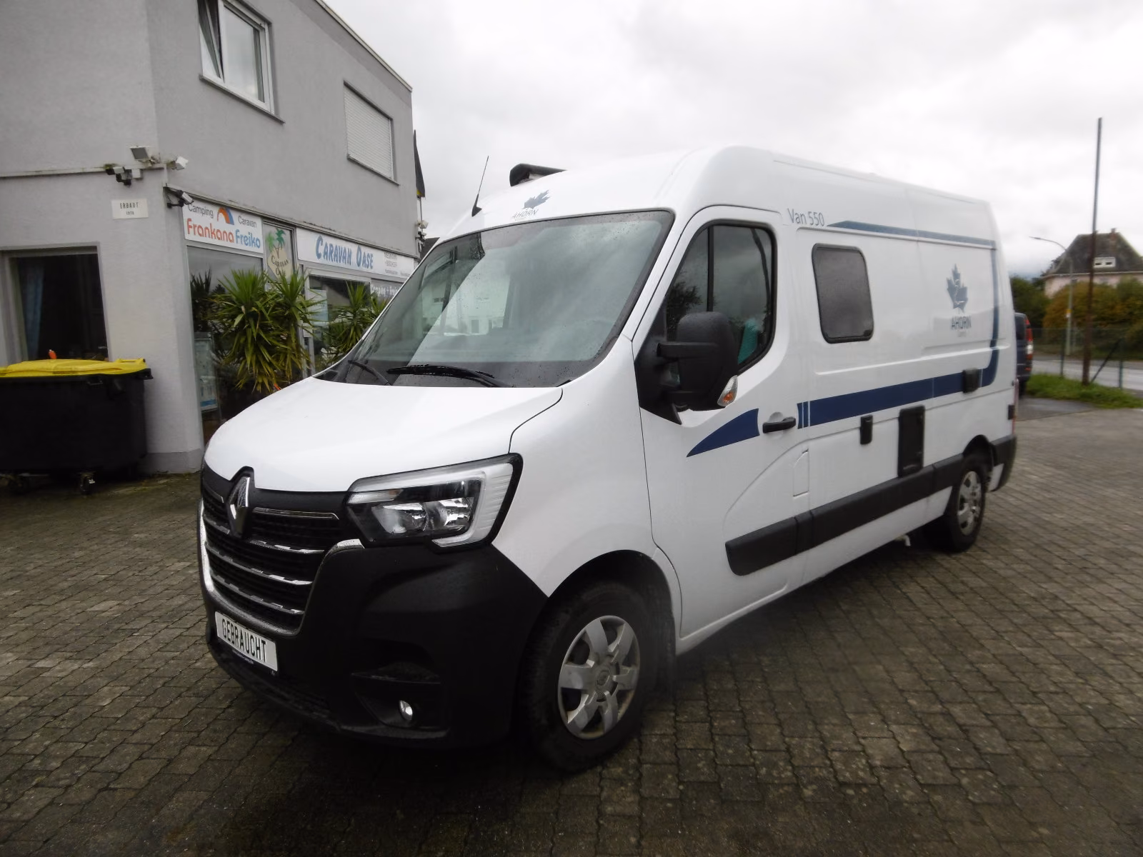 Ahorn Van 550  inkl. Luft Vorzelt