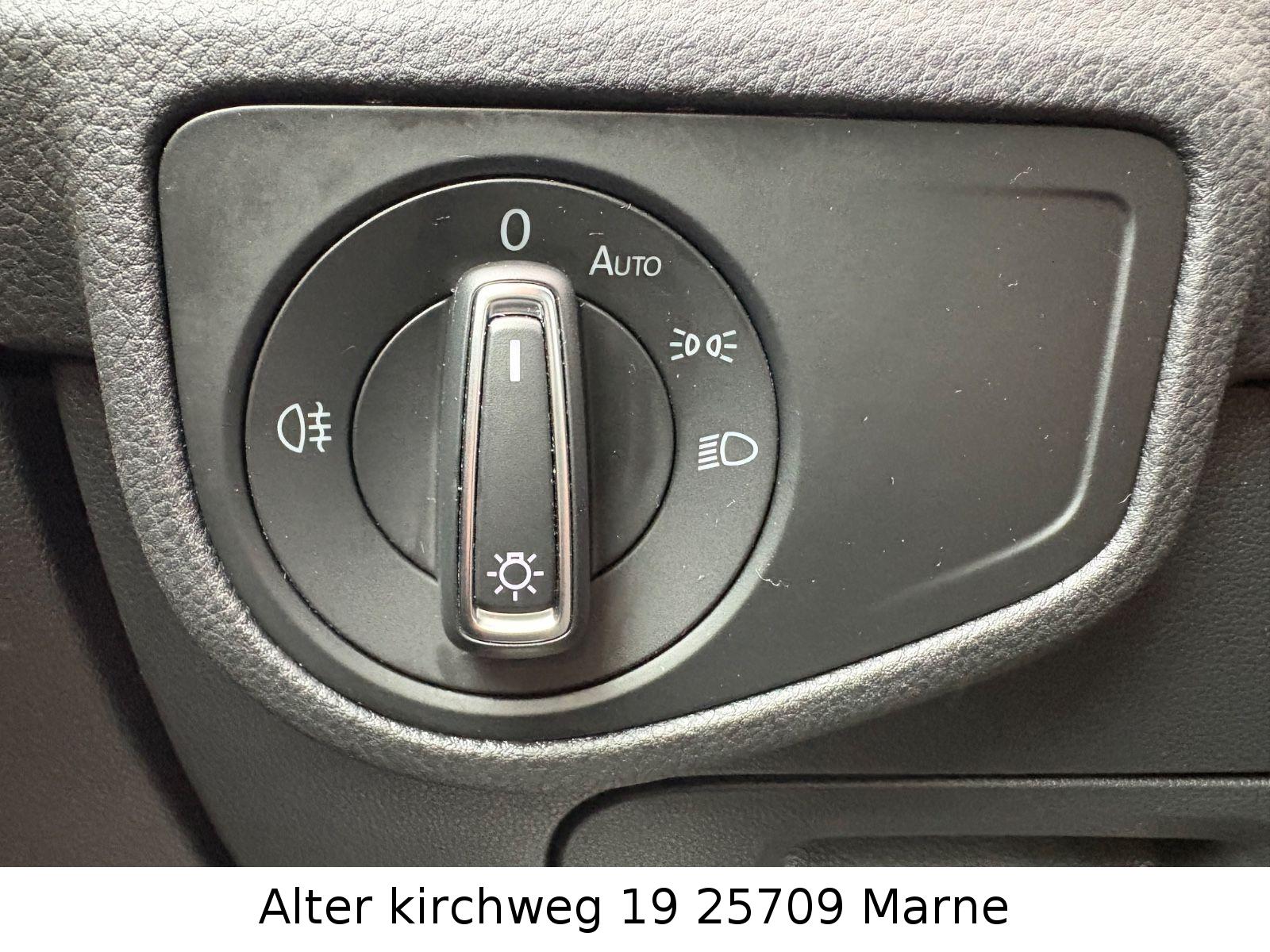 Volkswagen Sportsvan IQ.DRIVE.BT.PA.SH.PDC.TW.SPH..TÜV NEU