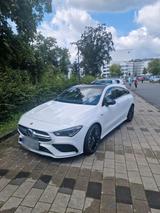 Mercedes-Benz CLA 35 AMG 4M - Mercedes-Benz CLA 35 AMG aus 2021