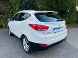 Hyundai ix35 4WD *Inspektion Neu/Panoramadach* - Hyundai ix35 Gebrauchtwagen