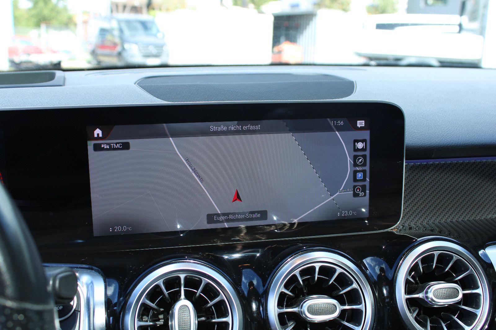 Mercedes-Benz GLB 220d 4Matic AMG-Line Head-Up Distronic AHK foto 16
