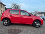 Dacia Sandero Basis - Dacia Sandero aus 2009