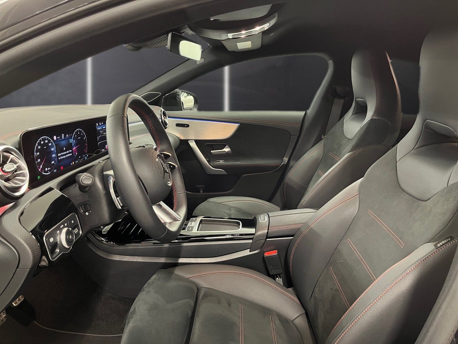 Fahrzeugabbildung Mercedes-Benz CLA 200 AMG*Burmes*Night*Distonic*360°*MultiBeam