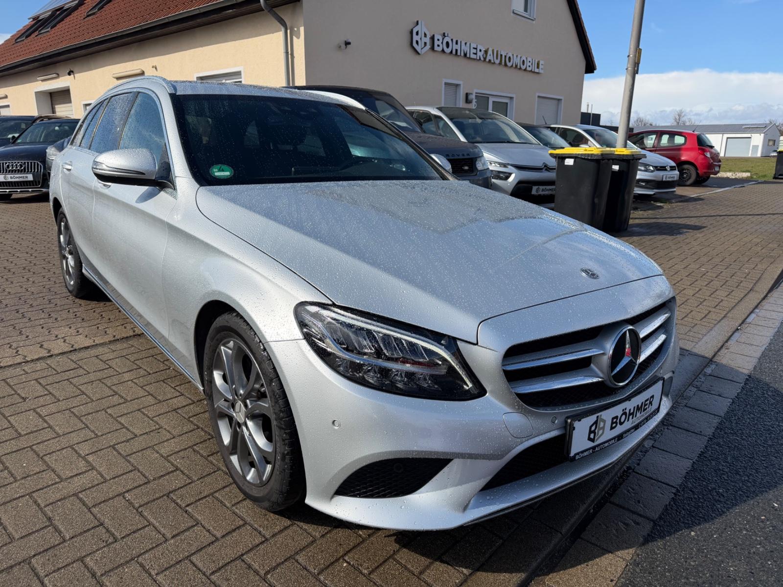 Mercedes-Benz C 220 C T-Modell C 220 T d KAMERA/NAVI/LEDER