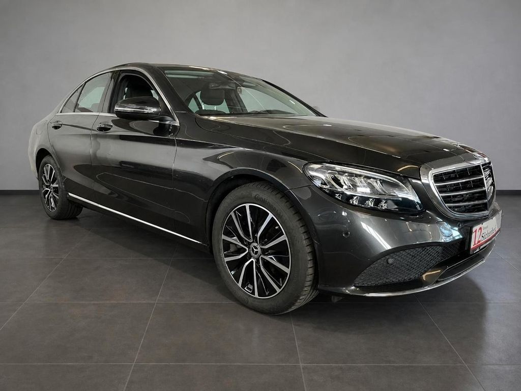 Image of Mercedes-Benz C 220