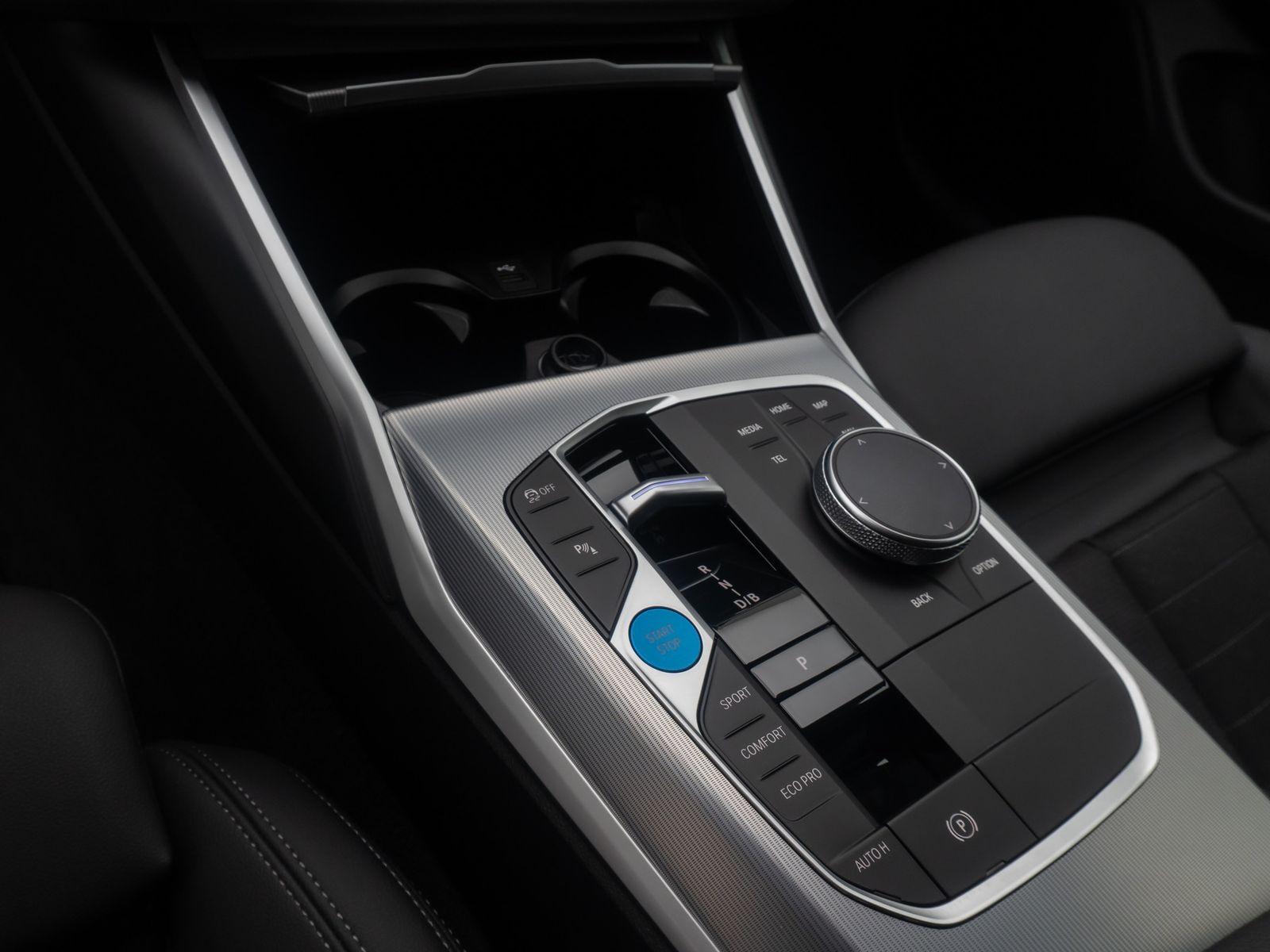 Fahrzeugabbildung BMW i4 eD40 Gran Coupe DAB Kamera Widscreen Sportstz