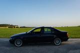 BMW 540i  6-Gang Schalter orientblau-metallic  - BMW 540 aus 2000: 540i