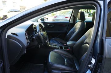 Fahrzeugabbildung SEAT Leon ST FR, Leder, Panorama, LED