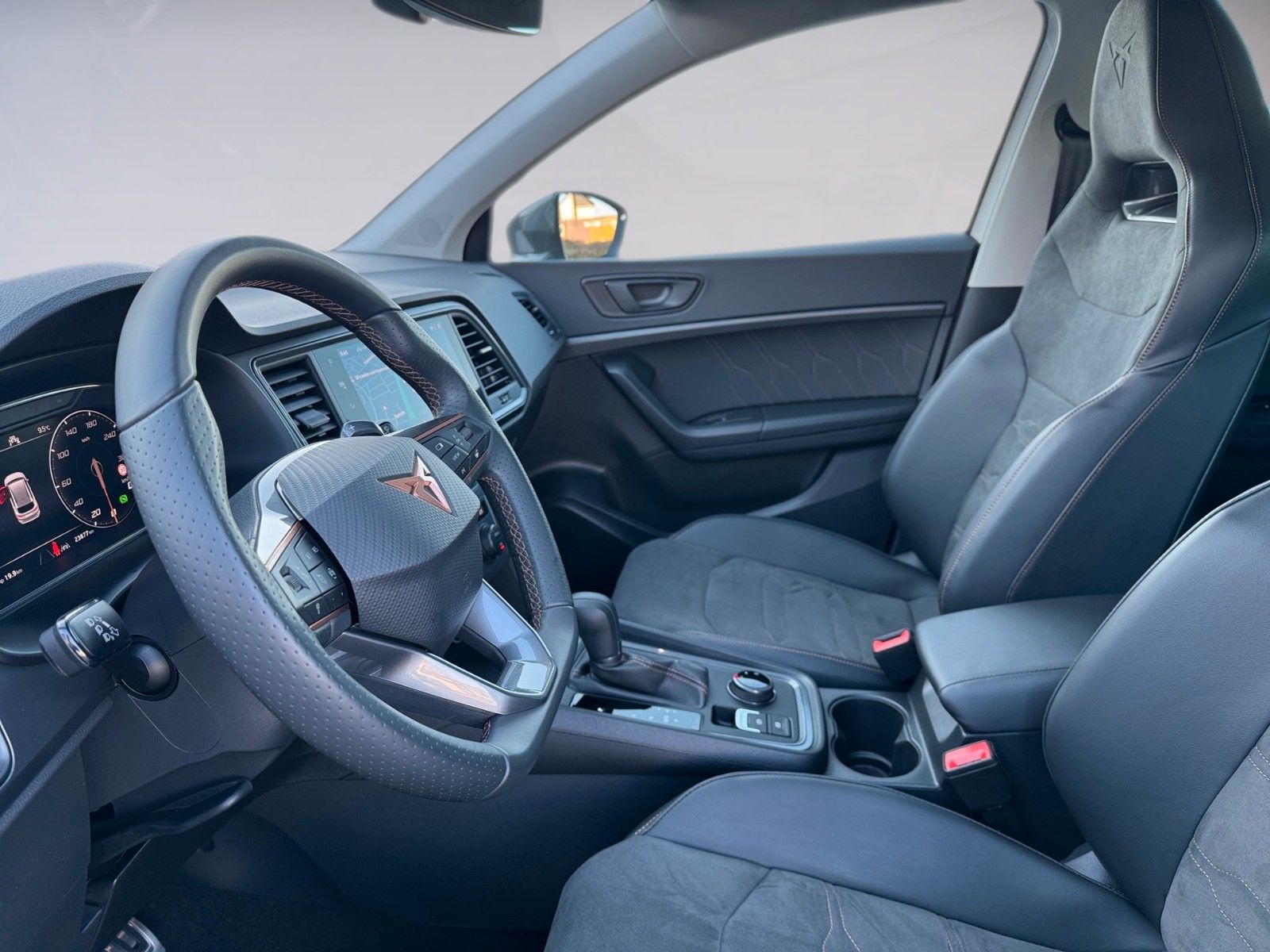 Fahrzeugabbildung CUPRA Ateca 1.5 TSI