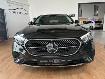 Mercedes E 220 - 2