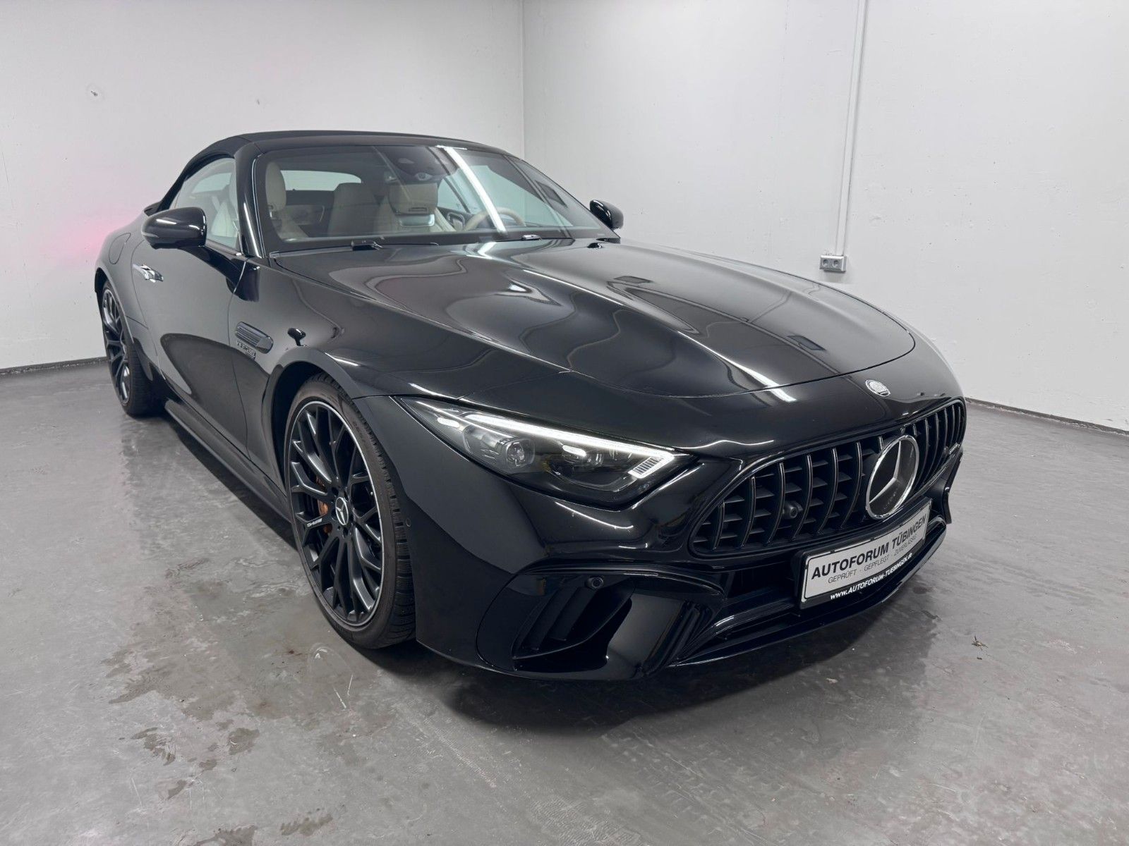 Fahrzeugabbildung Mercedes-Benz SL 63 4MATIC+ *MANUFAKTUR*KERAMIK*NIGHT*