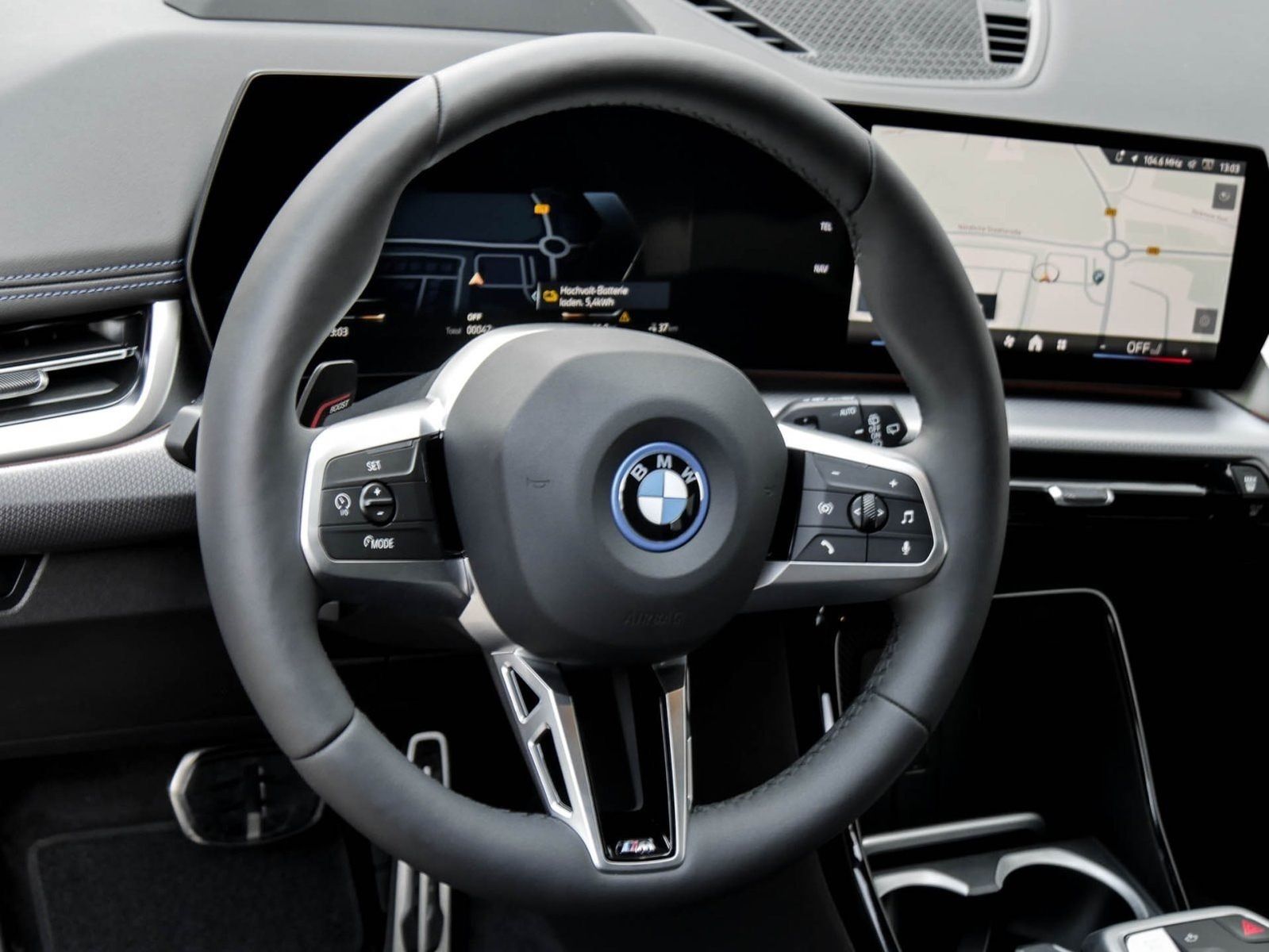 BMW iX1 - Bild 8