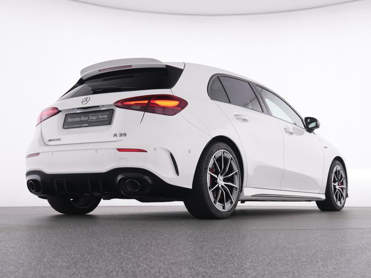 Mercedes-Benz A 35 AMG 4M Pano+Burm+MBeam+NightP+KeylG+Mem+RFK