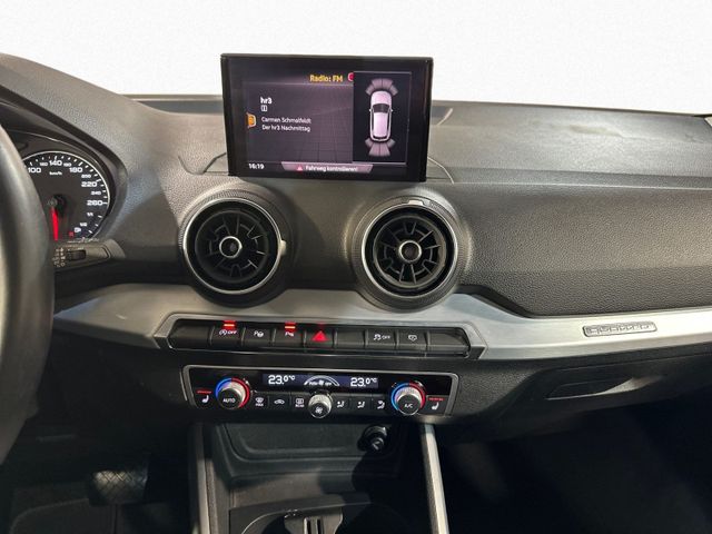 Q2 40 TFSI S TRONIC QUATT ADVANCED +LED+AHK+PDC+