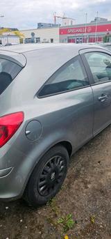 Opel corsa D.. 2013 ... 85.000 km... 1.2 b... - Opel Corsa: 85