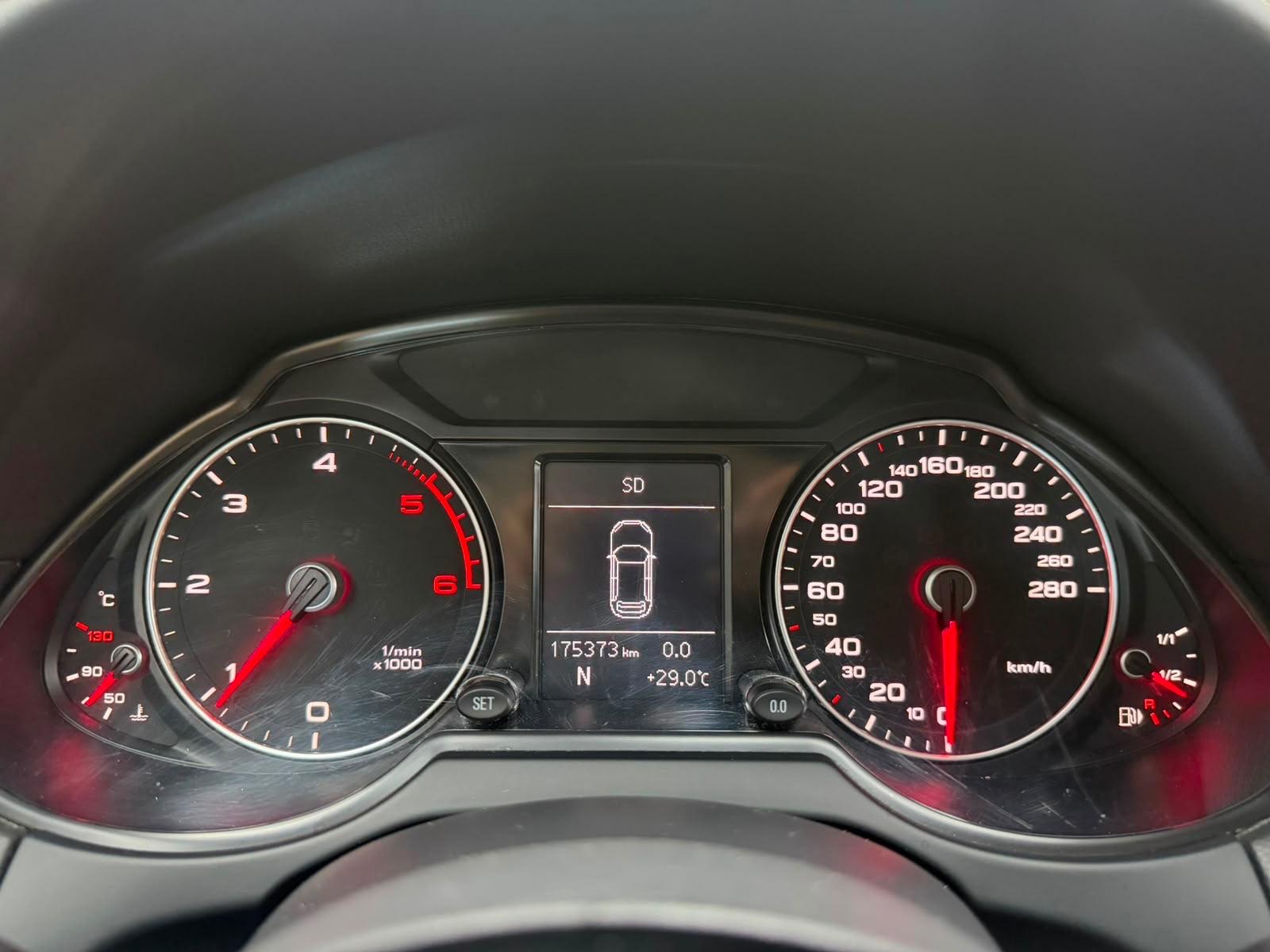 Audi Q5 2.0 TDI 130 kW quattro/SHZ/S-LINE