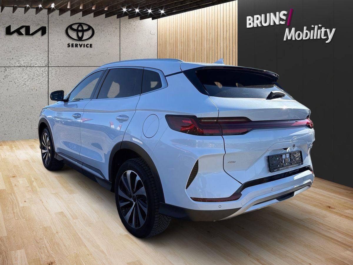 BYD SEAL U