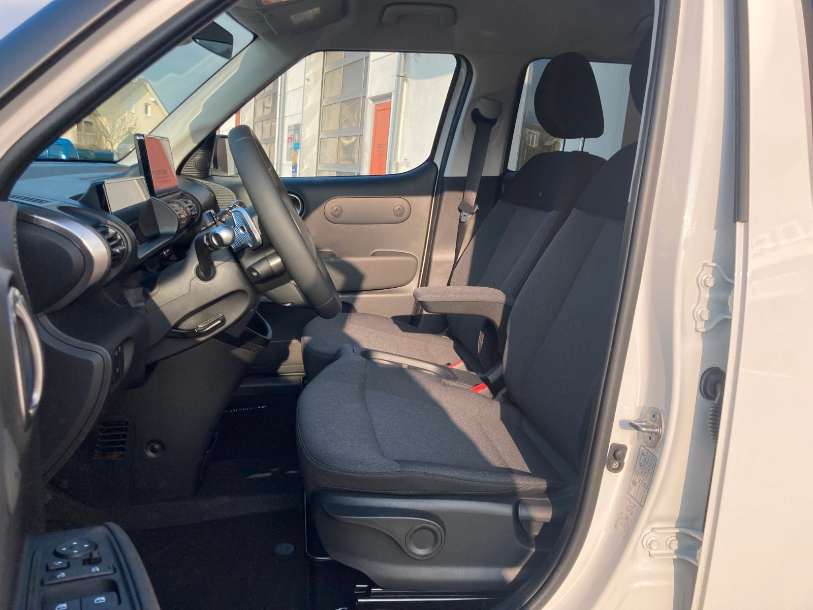 Hyundai INSTER – Bild 6