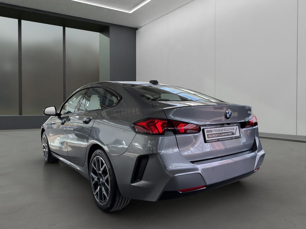 BMW 220 Gran Coupé LED NAVI KAMERA KEYLESS SHZ 17 foto 4