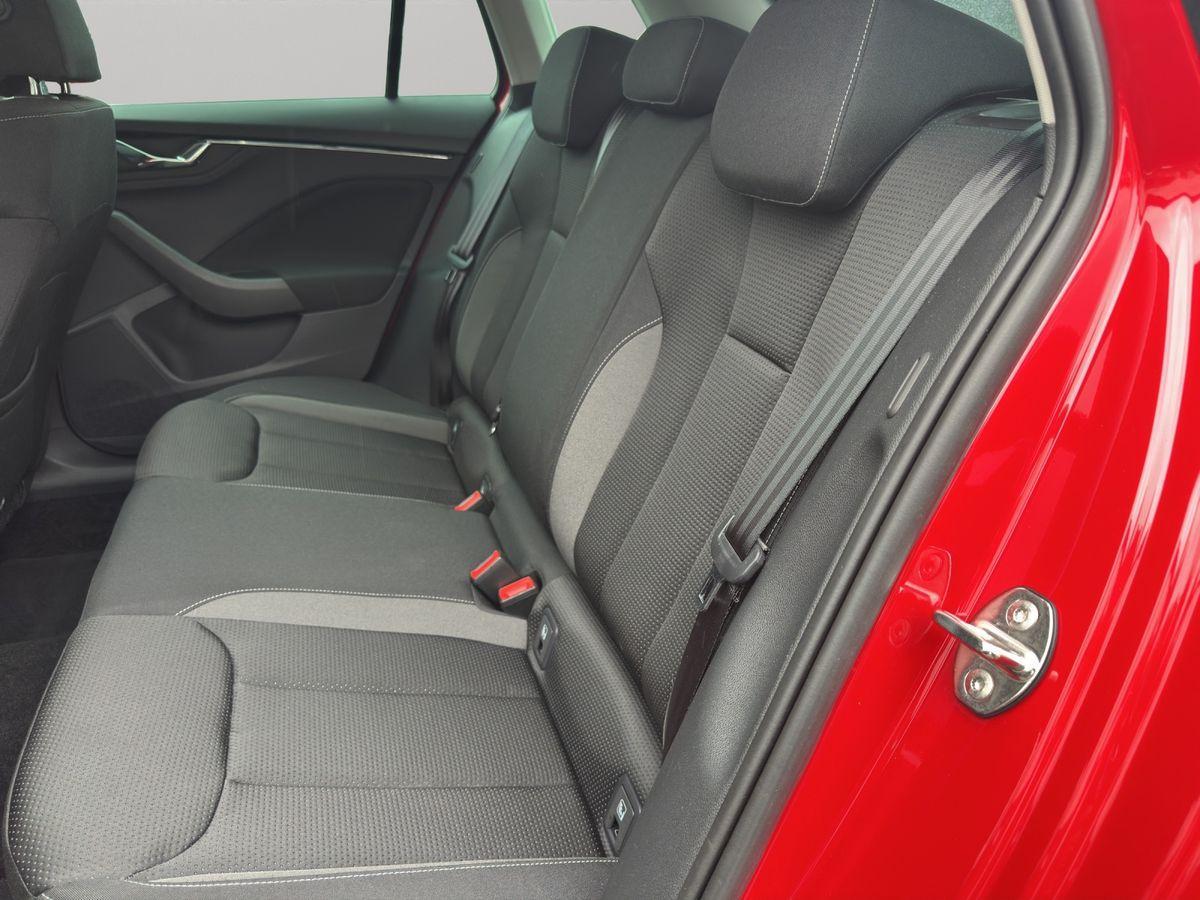 Skoda KAMIQ TOUR 1.0 TSI +CARPLAY+SHZ+PDC+GRA+KLIMA+