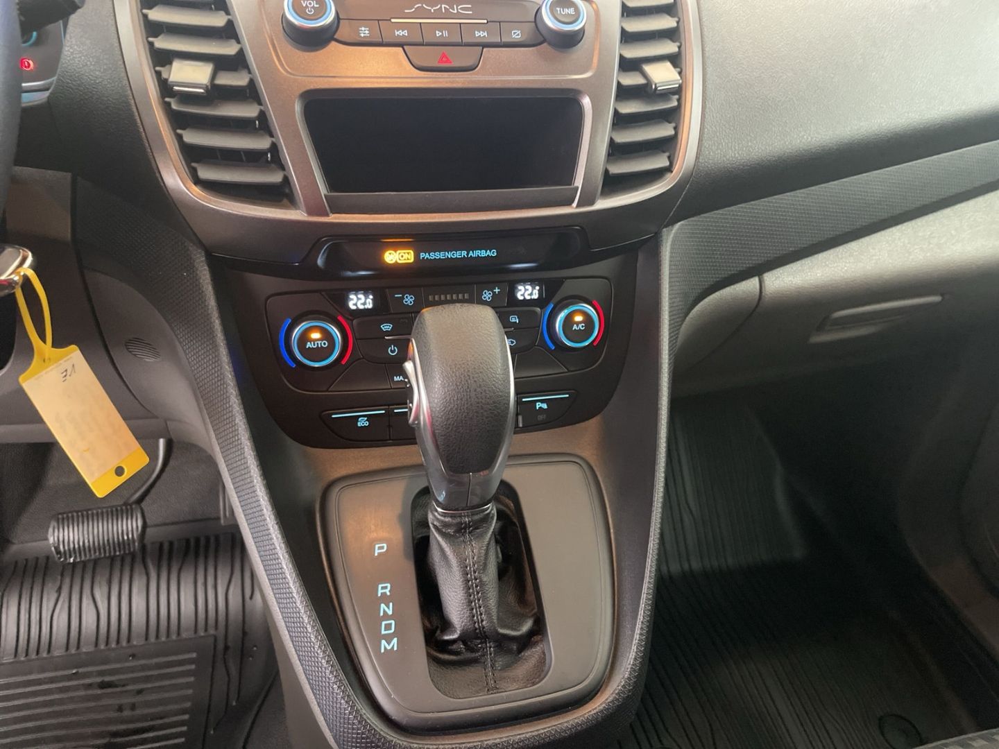 Fahrzeugabbildung Ford Transit Connect Kasten lang Trend 1.5 EcoBlue 12