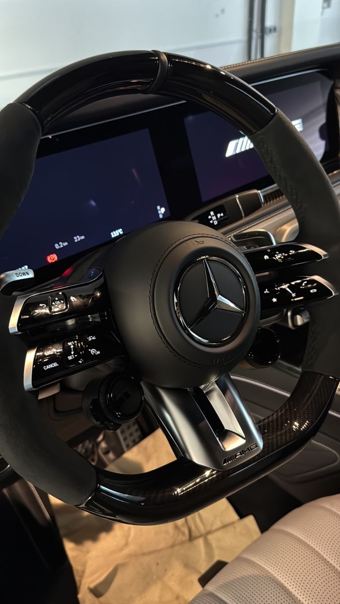 Fahrzeugabbildung Mercedes-Benz G 63 AMG Full loaded/2025/Stock/ A22/Carbon/TV